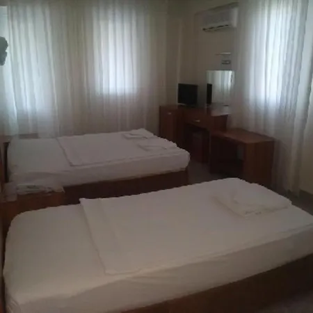 Solis 4*